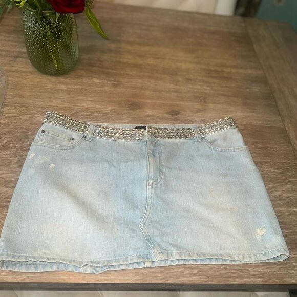 - Retrofete Women's Blue Denim Mini Skirt Size 32 Rhinestone Embellished - Picture 9 of 14